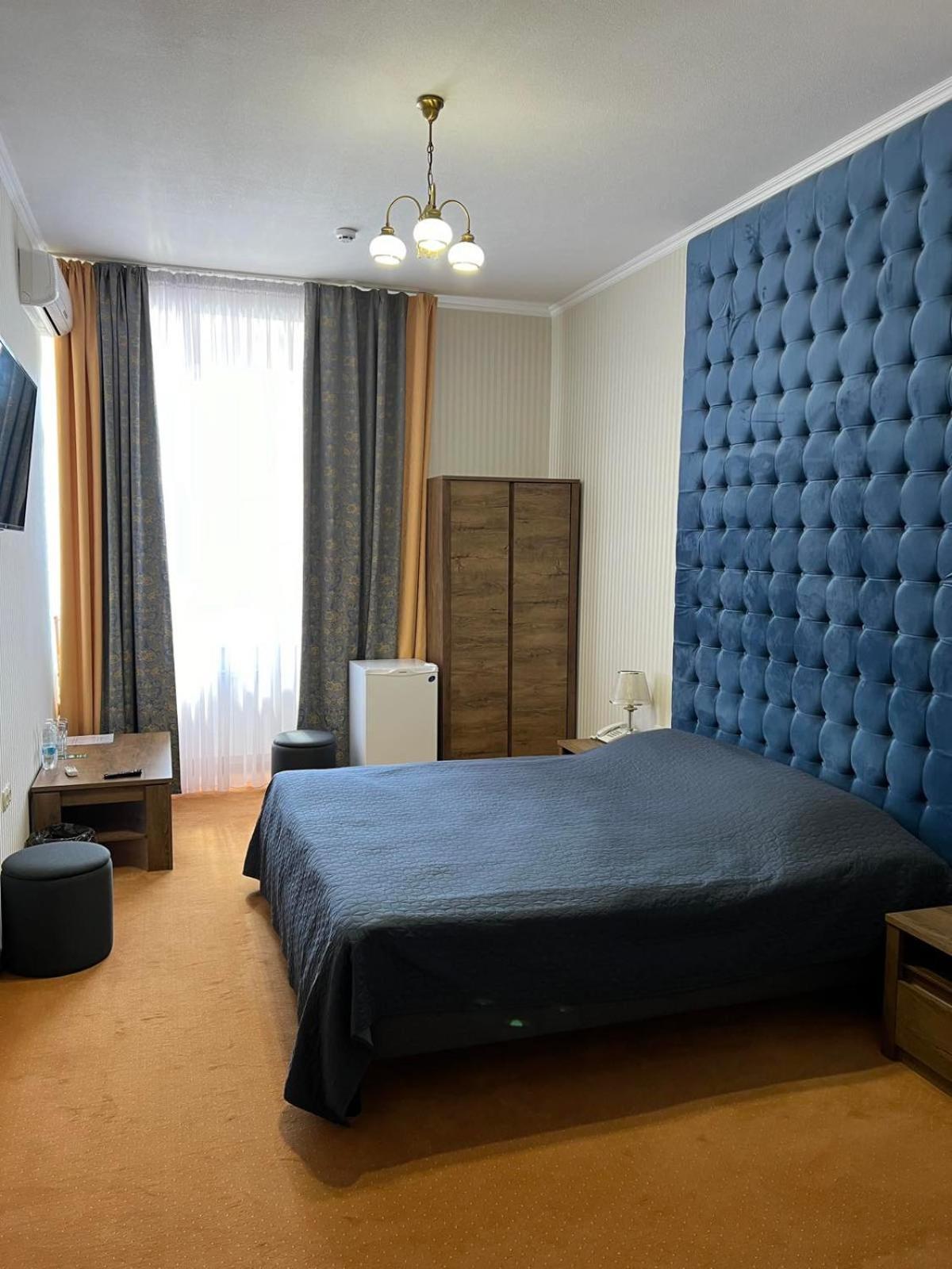 In Hotel Kamianets-Podilskyi Exterior foto